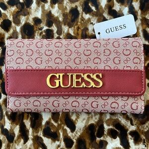 Brand New Guess Red Gold Tone Logo Trifold Card Organizer Snap Close Wallet